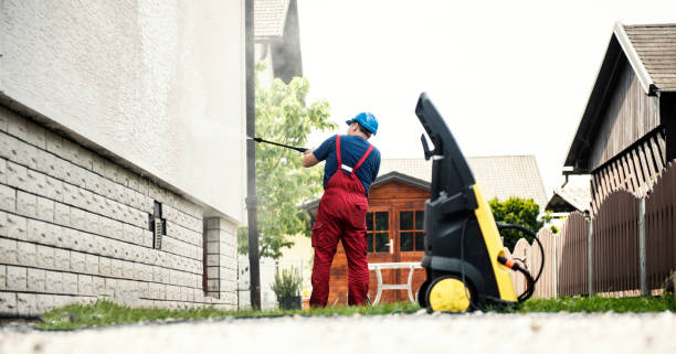 Best Roof Pressure Washing  in Garnett, KS